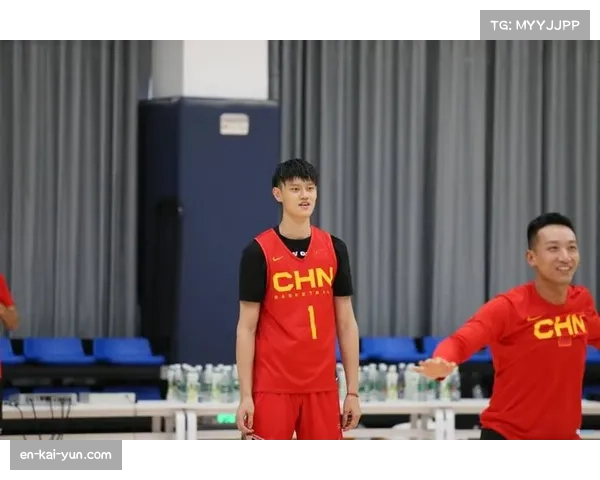 北京曾凡博缺阵影响锋线轮换 球队侧翼防守深度面临考验 北京曾凡博缺阵影响锋线轮换 球队侧翼防守深度面临考验